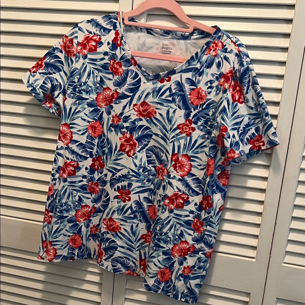 #1500=Kim Rogers Soft Cotton Top with Blue and Pink Accents